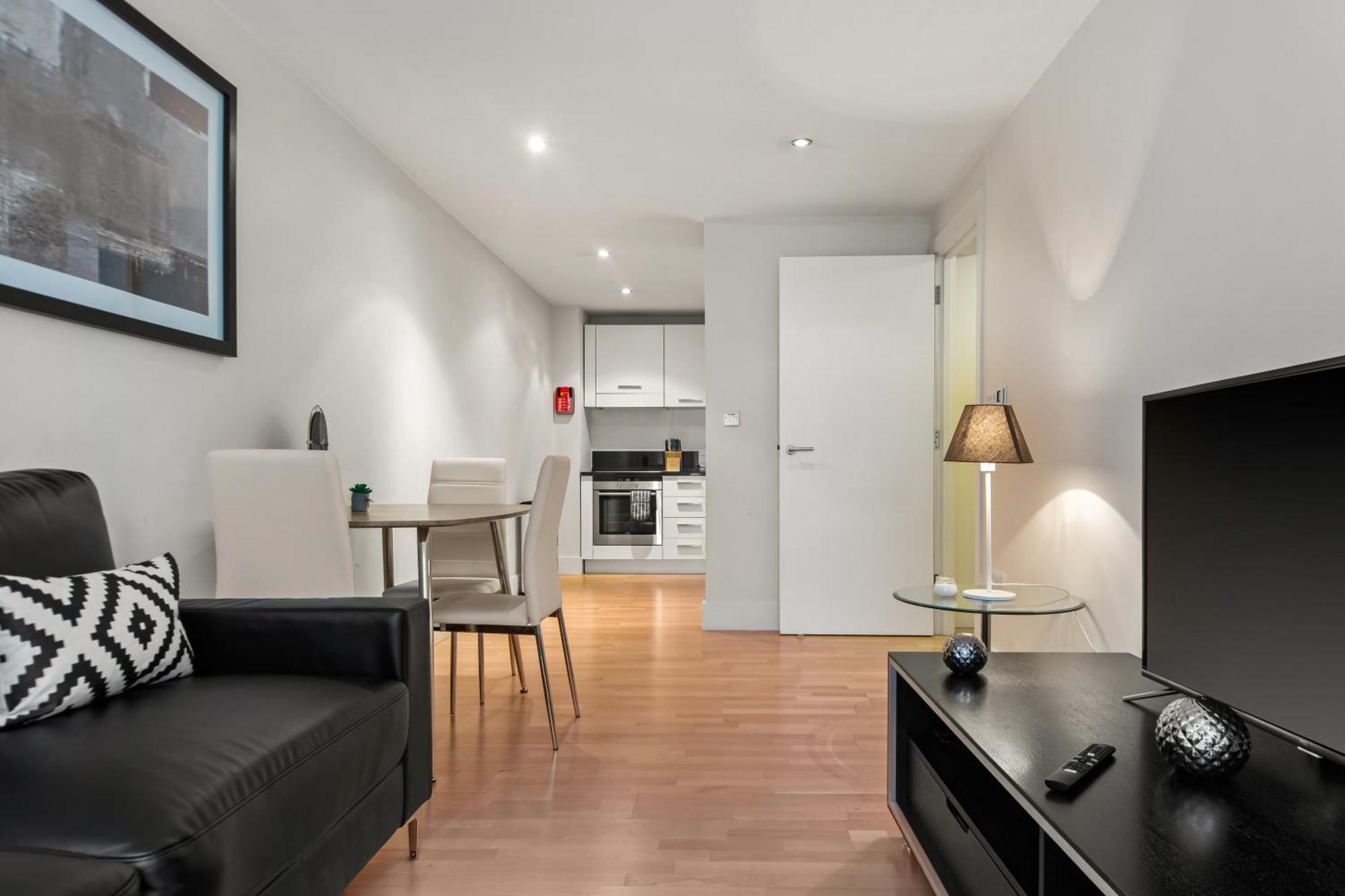 Mysquare One Bedroom Serviced Apartment Near St Paul'S Blackfriars London Exterior photo