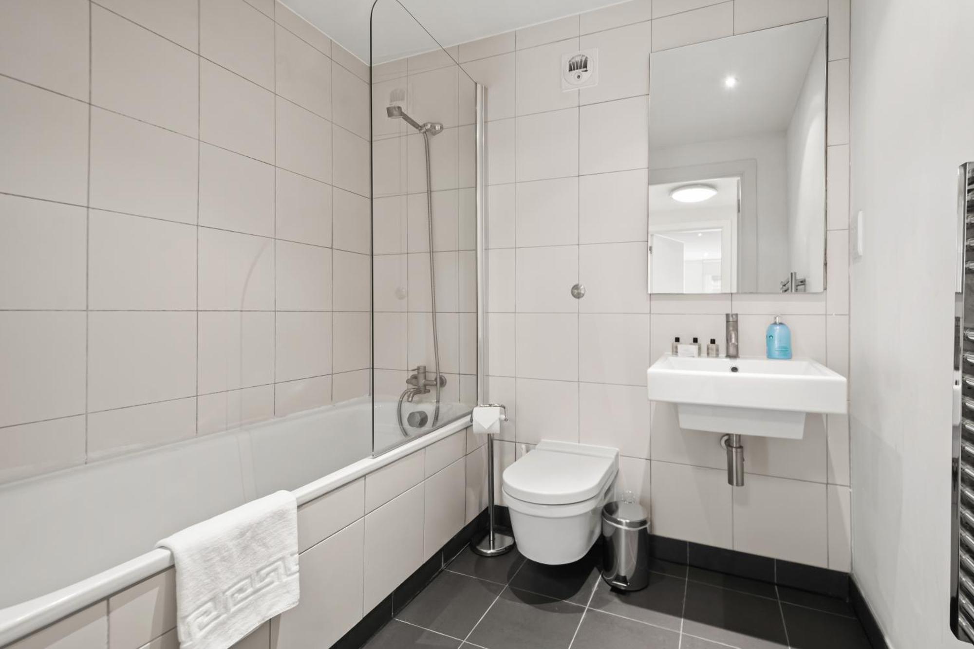 Mysquare One Bedroom Serviced Apartment Near St Paul'S Blackfriars London Exterior photo