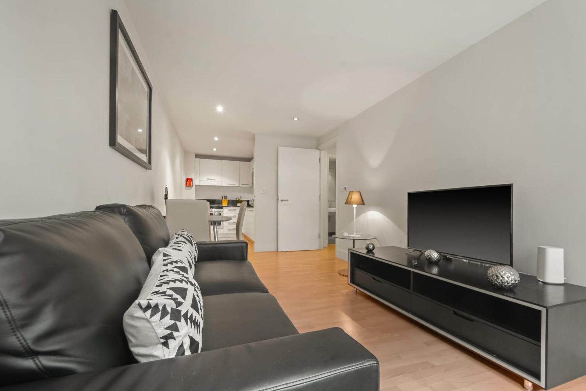 Mysquare One Bedroom Serviced Apartment Near St Paul'S Blackfriars London Exterior photo