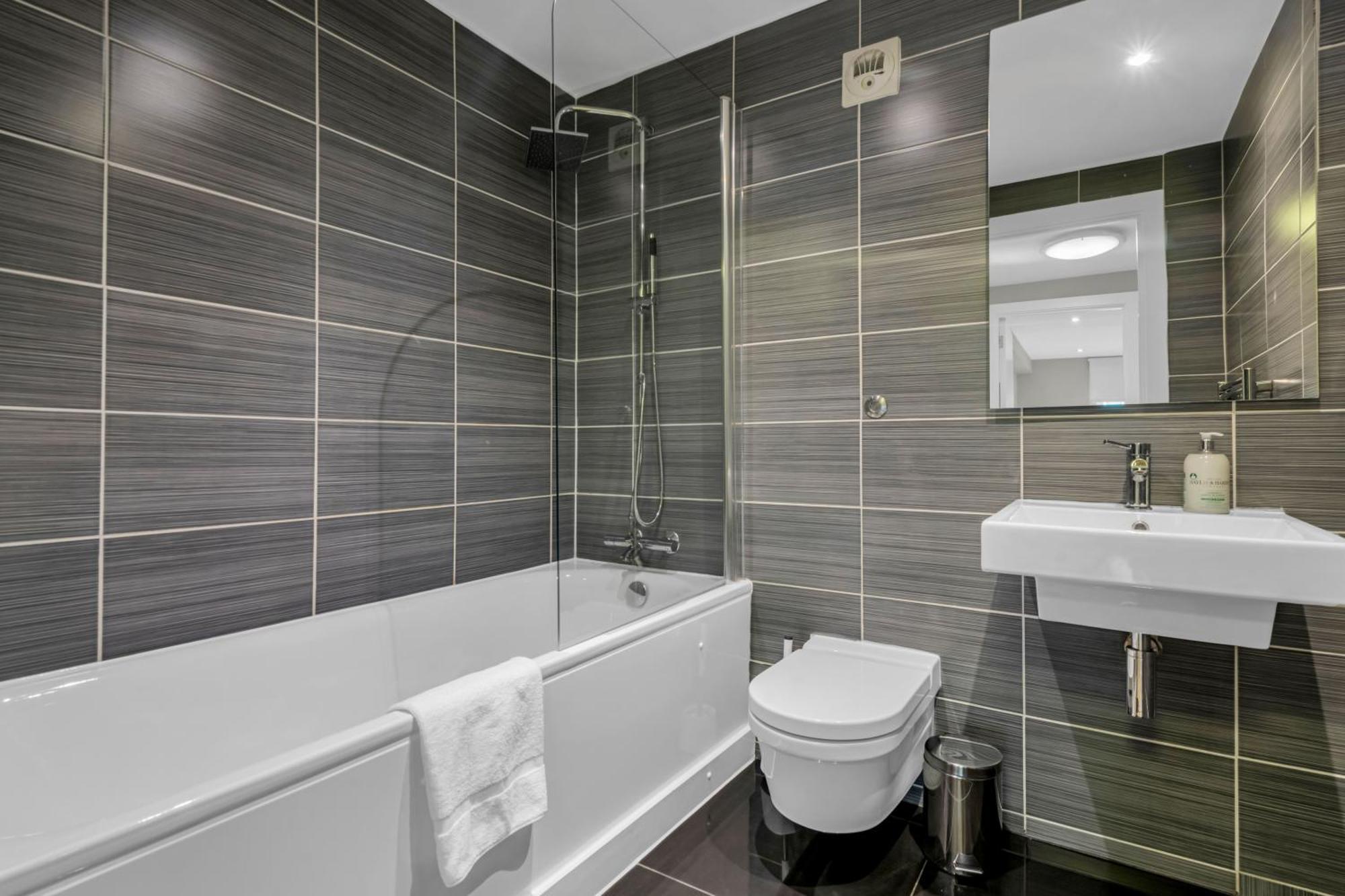 Mysquare One Bedroom Serviced Apartment Near St Paul'S Blackfriars London Exterior photo